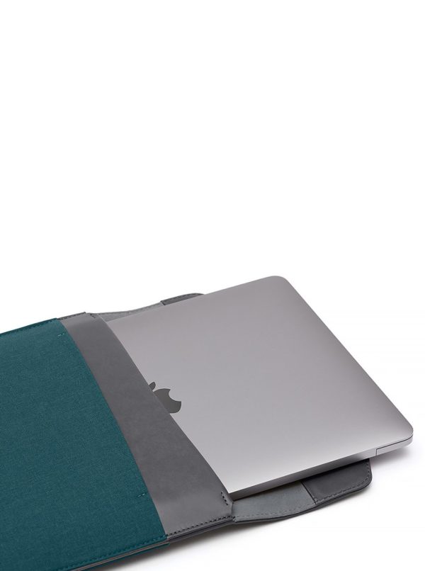 Modro-sivý obal na notebook s koženými detailmi Bellroy Laptop Sleeve Extra 13"
