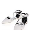 Krémové sandále s detailmi v striebornej farbe Miss Selfridge