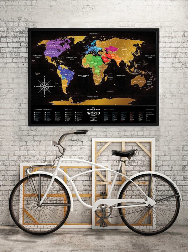 Stieracia mapa sveta v čierno-zlatej farbe Travel Map