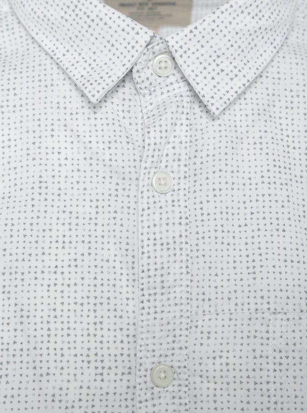 Biela pánska vzorovaná košeľa s vreckom Garcia Jeans