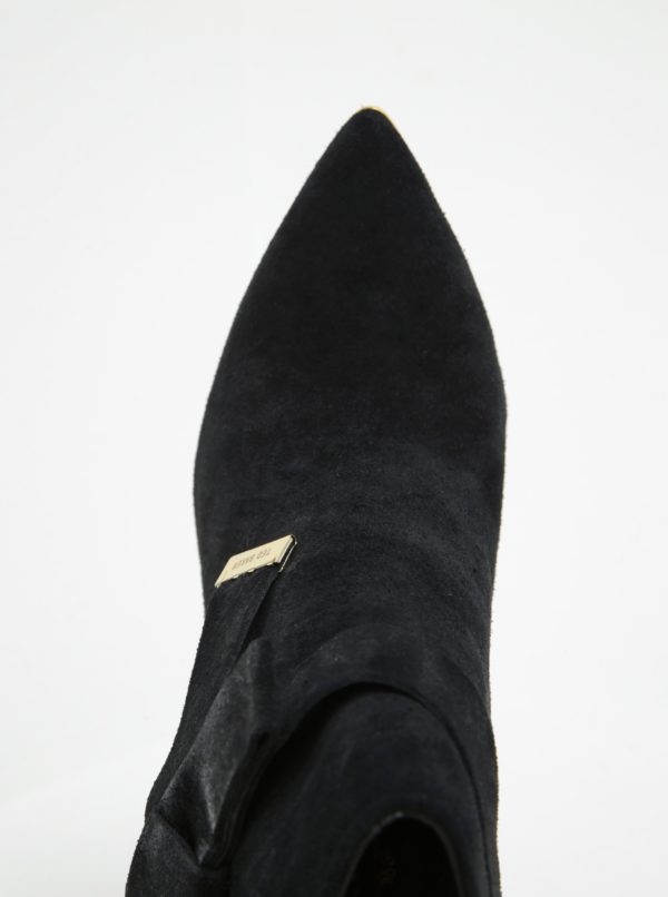 Čierne semišové členkové topánky na podpätku Ted Baker Sailly