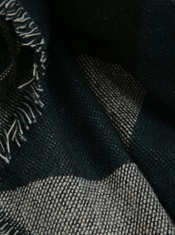 Čierno-zelený vzorovaný šál so strapcami Pieces Jarissa