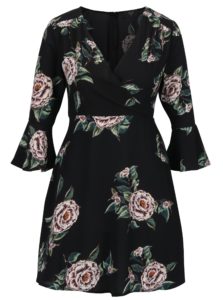 Čierne kvetované šaty s prekladaným dekoltom AX Paris