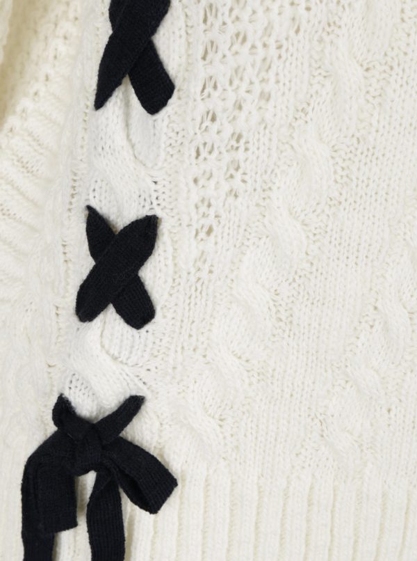 Krémový sveter s čiernym viazaním Miss Selfridge