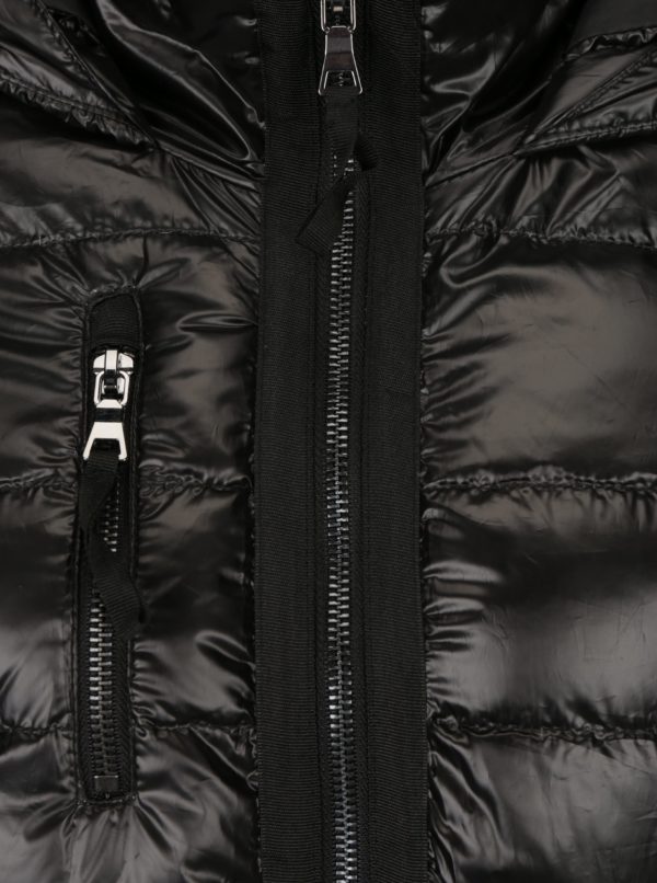 Čierny prešívaný páperový zimný kabát s umelým kožúškom VERO MODA Onella