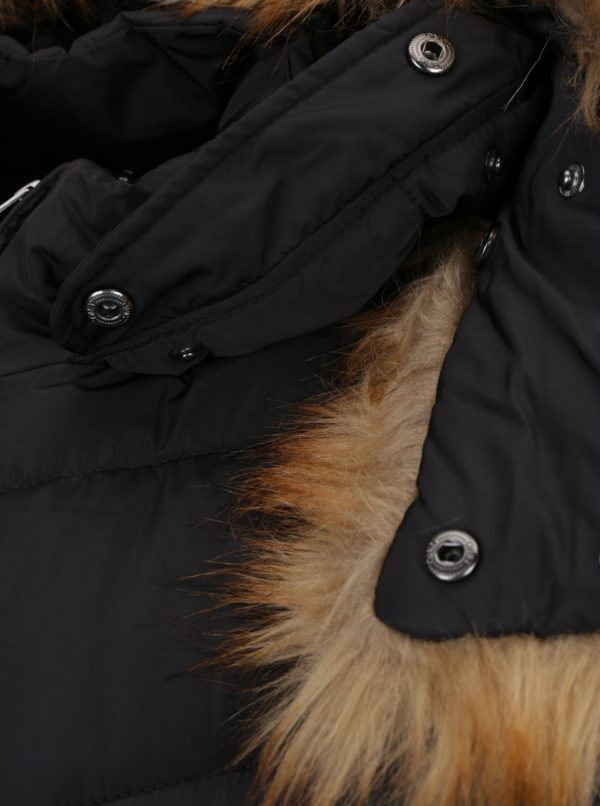 Čierna prešívaná bunda s kapucňou ONLY Sanna