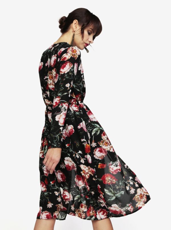 Čierne kvetované šaty s opaskom MISSGUIDED
