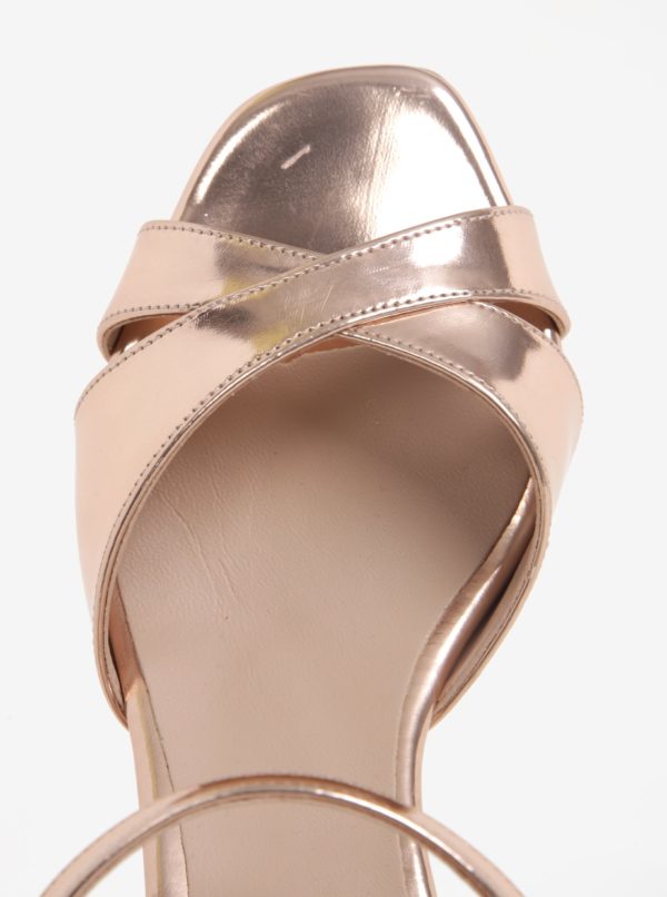 Lesklé sandále v ružovozlatej farbe na širokom podpätku OJJU
