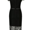 Čierne puzdrové čipkované šaty s tvarovaným dekoltom AX Paris