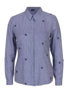Modrá pruhovaná košeľa s výšivkami M&Co
