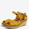 Žlté sandále na klinovom podpätku Tommy Hilfiger