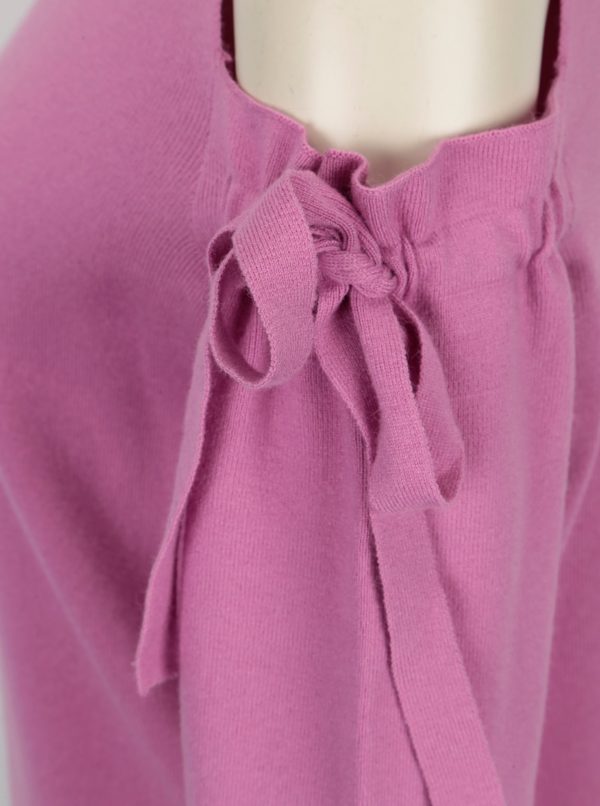 Ružový sveter s prestrihmi na ramenách VERO MODA Celena