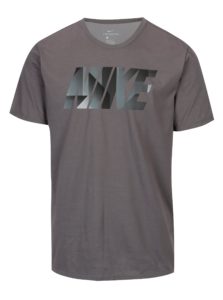 Sivé pánske funkčné tričko s potlačou Nike