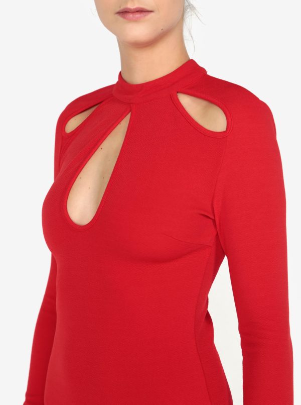 Červené šaty s prestrihmi AX Paris
