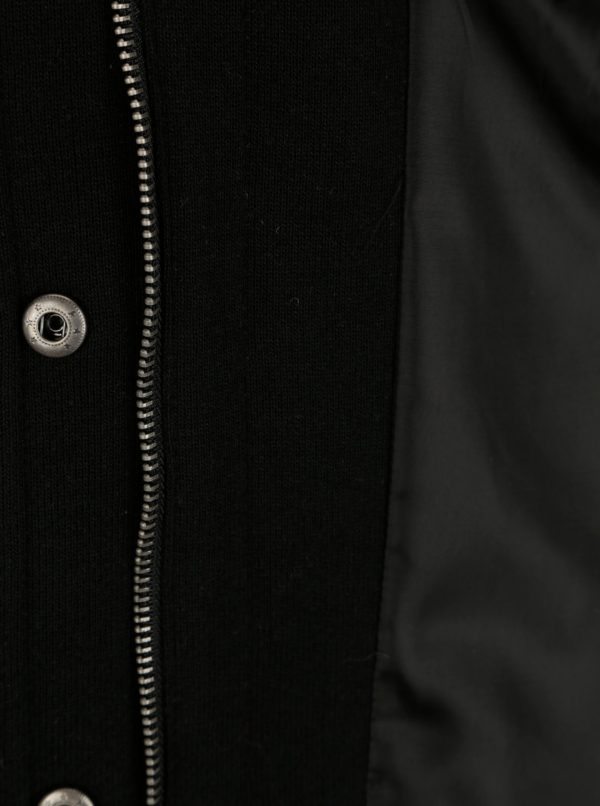 Čierny kabát s kapucňou ONLY Erodona