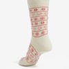 Červeno-krémové unisex ponožky so vzorom Fusakle Zima na dedine