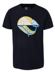 Tmavomodré tričko s potlačou Dedicated Save the ocean
