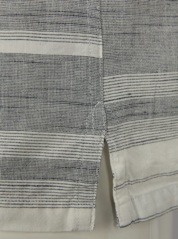 Sivo-krémová pruhovaná košeľa Burton Menswear London