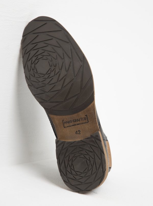 Čierne pánske kožené členkové topánky s textilnou vsadkou Bullboxer