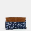 Modro-hnedá vzorovaná peňaženka Roxy Carribean