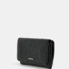Čierna peňaženka s jemným vzorom Roxy Juno