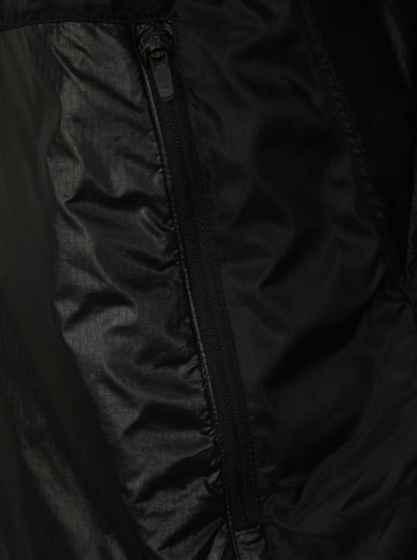 Čierna pánska športová funkčná bunda Under Armour Perpetual