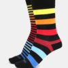 Čierne unisex pruhované ponožky Fusakle Extrovert temný