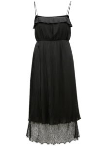 Čierne plisované šaty s čipkou VILA Vivida