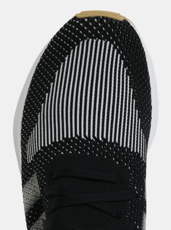 Bielo-čierne pánske tenisky adidas Originals Swift Run PK