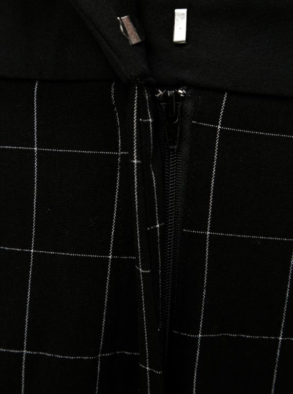 Čierne kockované skrátené nohavice s vysokým pásom VERO MODA