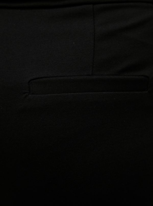 Čierne skrátené nohavice s vysokým pásom VERO MODA