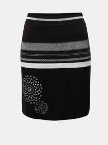 Čierna sukňa s detailmi v striebornej farbe Desigual Jana