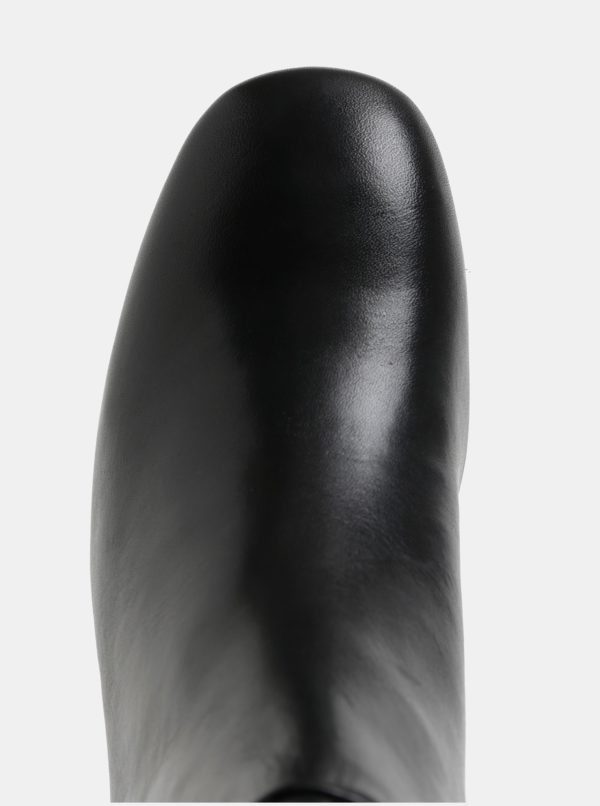Čierne dámske kožené nízke čižmy s metalickým podpätkom Vagabond Jeena