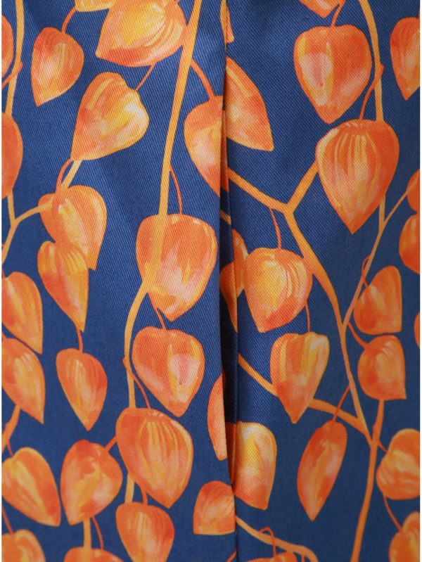 Oranžovo–modré šaty s motívom machovky annanemone