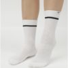 Balenie dvoch dámskych bielych ponožiek s čiernym pruhom Nike