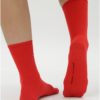 Balenie dvoch párov dámskych ponožiek v červenej a modrej farbe Tommy Hilfiger