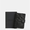Čierna kožená vzorovaná peňaženka s hliníkovým puzdrom Secrid