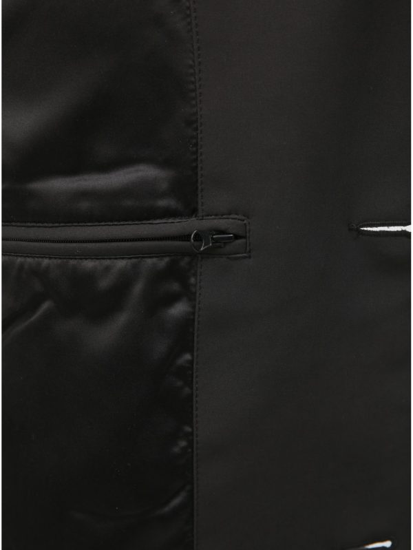 Čierny kabát Lindbergh