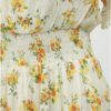 Krémové kvetované šaty Miss Selfridge