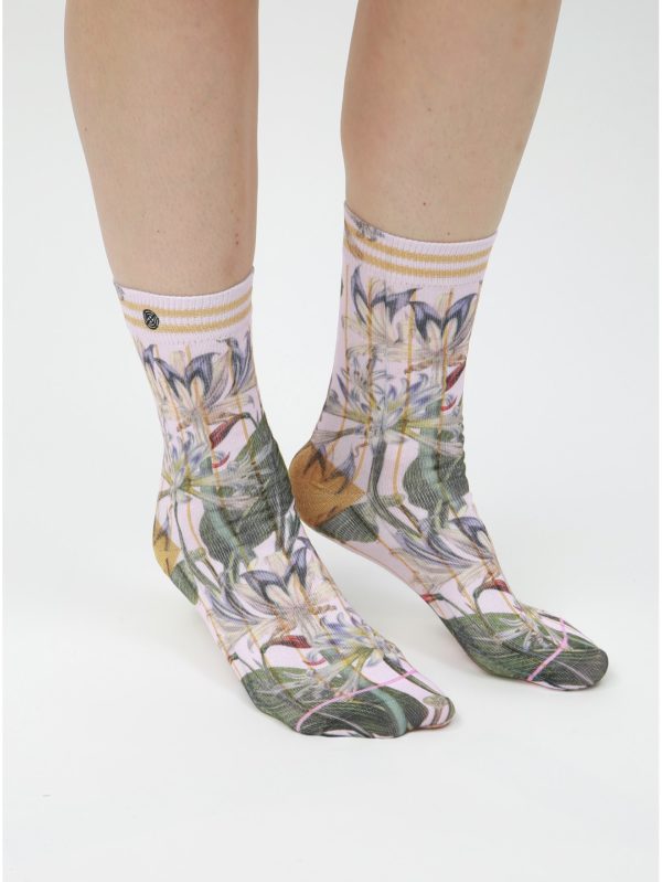 Svetloružové dámske kvetované ponožky XPOOOS