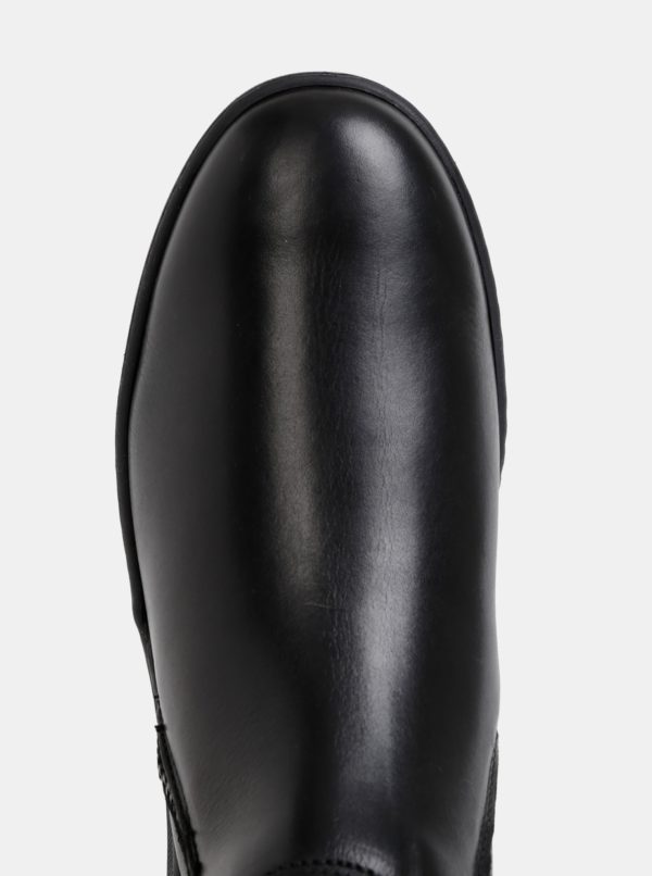 Čierne kožené kotníkové topánky Tamaris