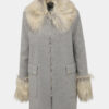 Šedý kabát s detailmi z umelej kožušiny Miss Selfridge