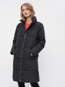 Čierny zimný prešívaný kabát Jacqueline de Yong Erica