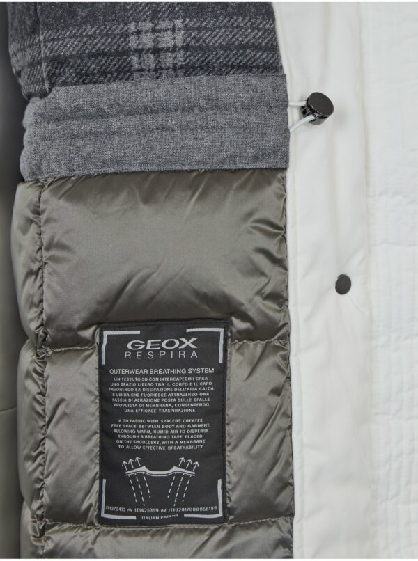 Zimné bundy pre ženy Geox - biela