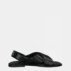 Čierne kožené sandále Tamaris