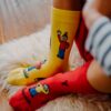Žlto-červené chlapčenské vzorované ponožky Fusakle Pat a Mat