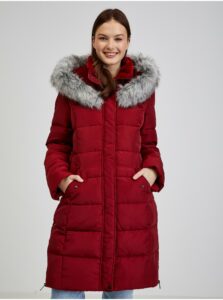 Vínový dámsky páperový zimný kabát s kapucňou a umelým kožúškom ORSAY