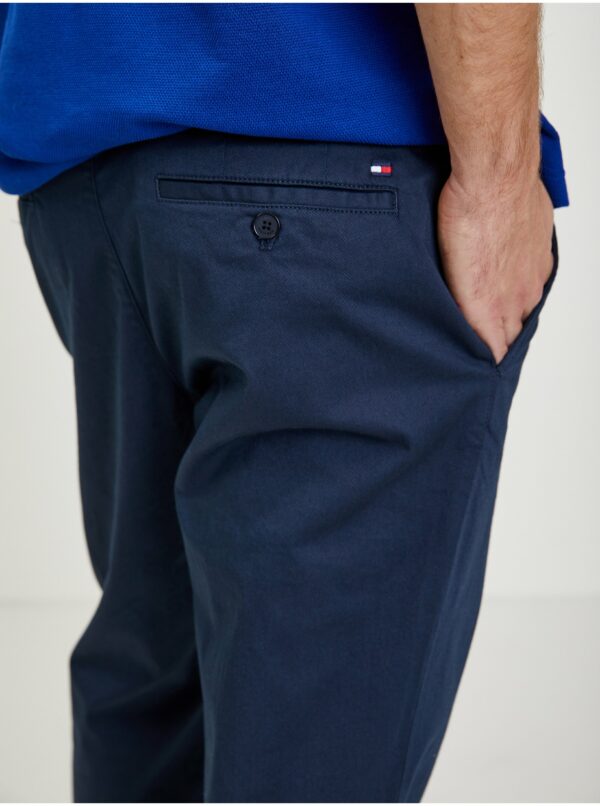 Voľnočasové nohavice pre mužov Tommy Hilfiger - tmavomodrá