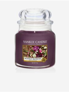 Yankee Candle vonná sviečka Moonlit Blossoms Classic stredná