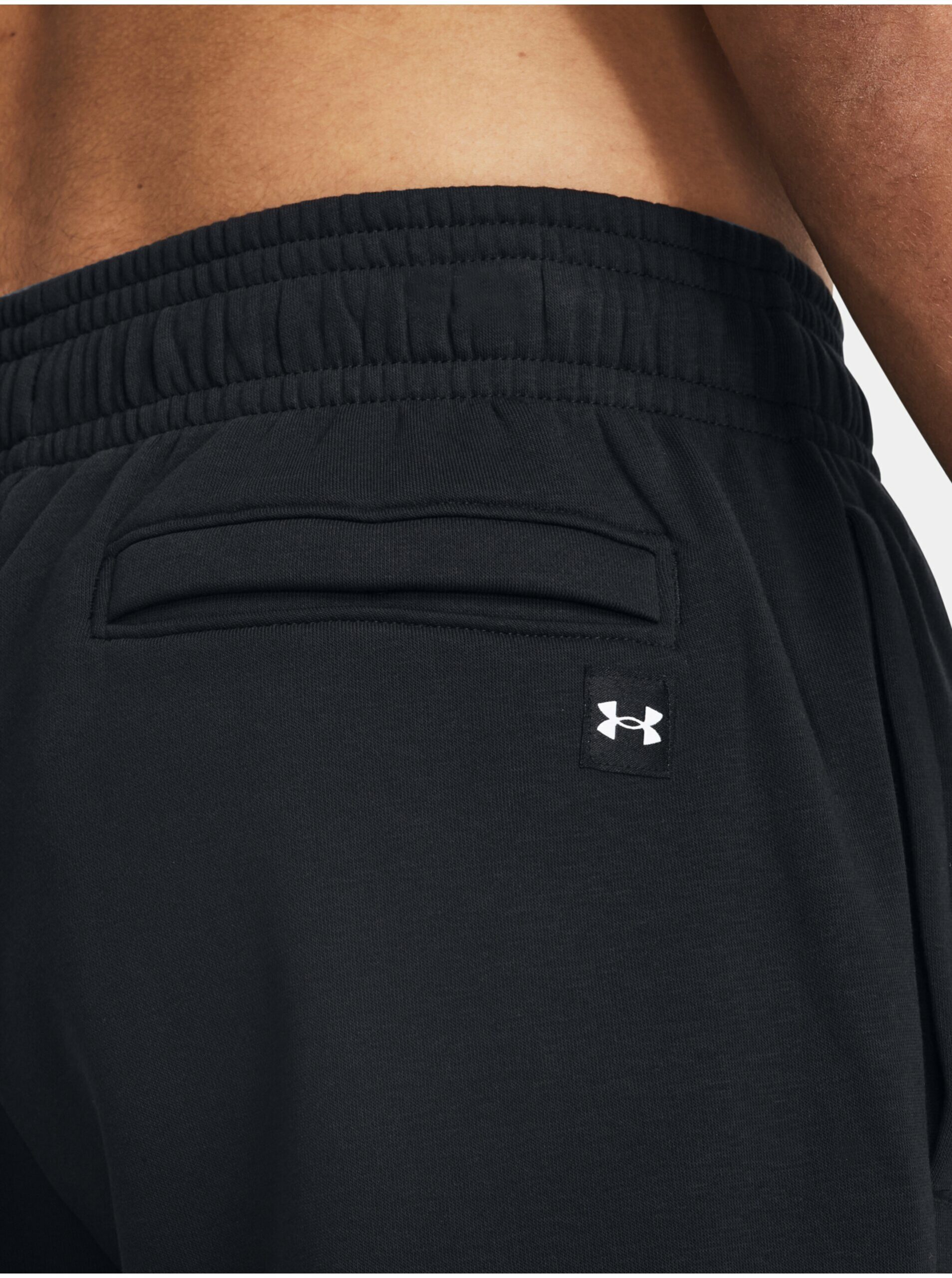 Čierne tepláky Under Armour Pjt Rock Rival Flc Jogger